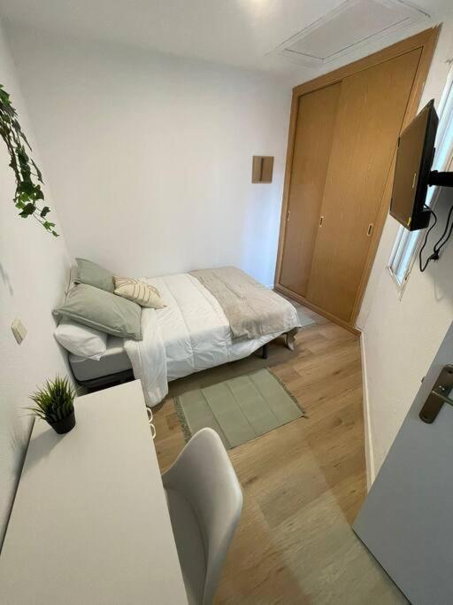 Juan Pantoja, Apartamento Para 2 En Metro Alvarado Madrid Exterior foto